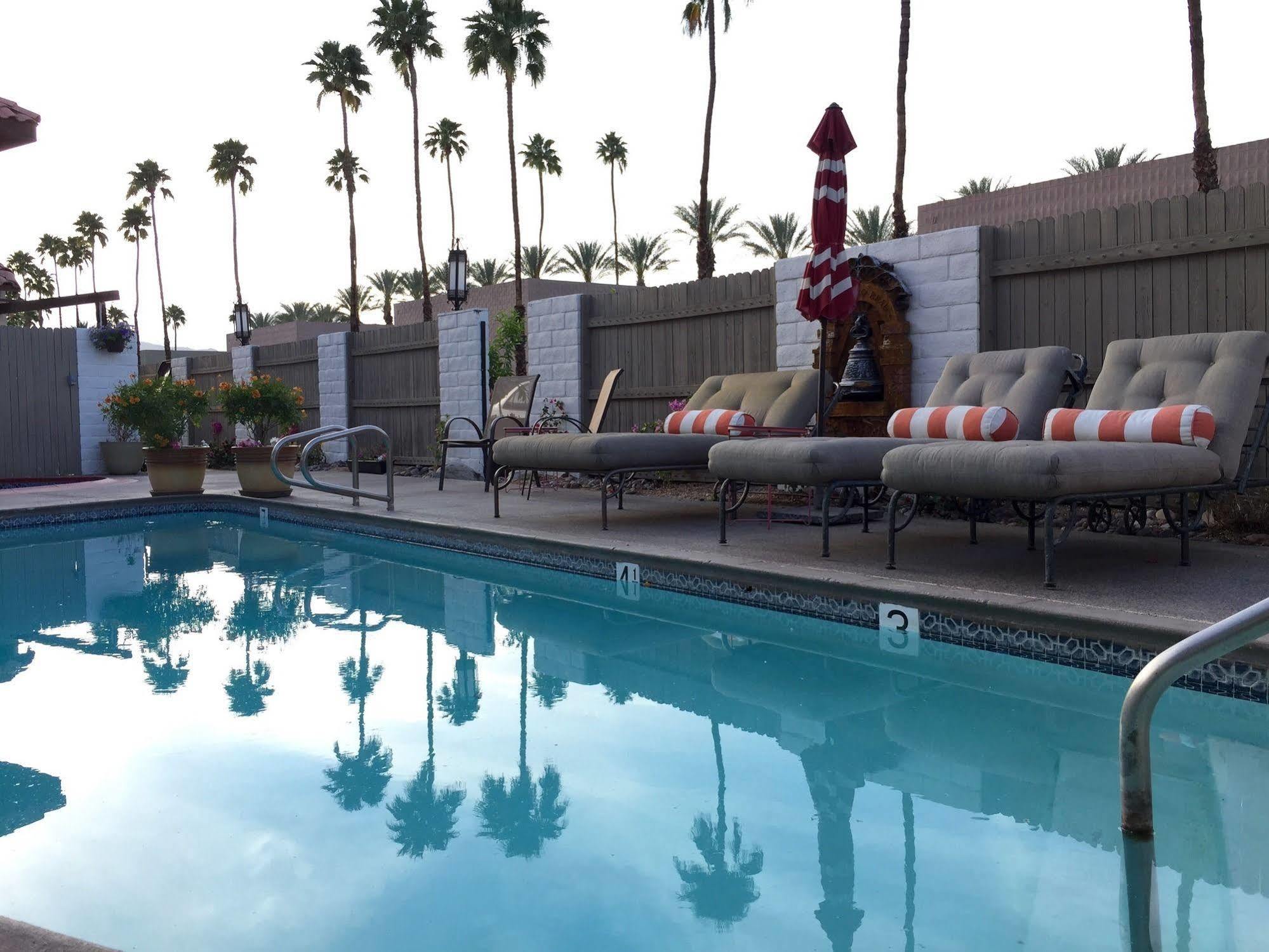 Palms Hotel Palm Desert Exterior photo